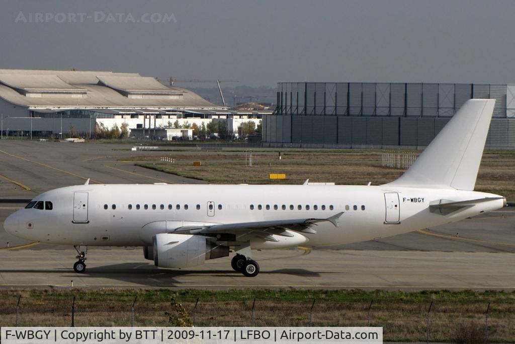 F-WBGY, 2007 Airbus ACJ319 (A319-115/CJ) C/N 3243, Taxiing for a flight test with test registration, now D-ACBN