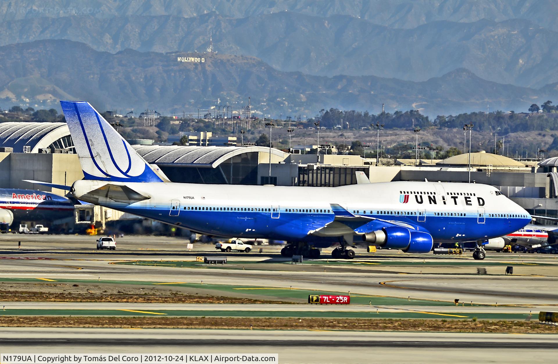 N179UA, 1991 Boeing 747-422 C/N 25158, N179UA United Airlines Boeing 747-422 / 8179 (cn 25158/866)

Los Angeles - International (LAX / KLAX)
USA - California, October 24, 2012
TDelCoro