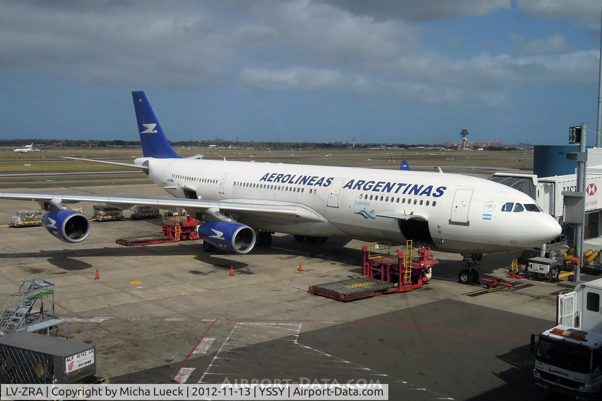 LV-ZRA, 1995 Airbus A340-211 C/N 085, At Sydney