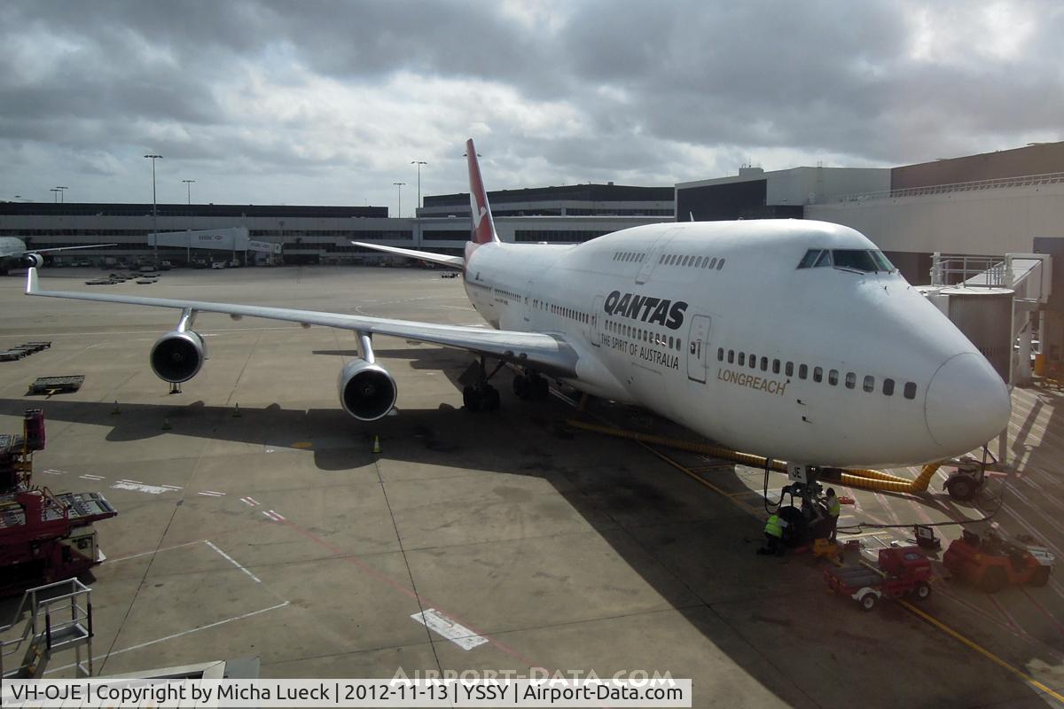 VH-OJE, 1989 Boeing 747-438 C/N 24482, At Sydney