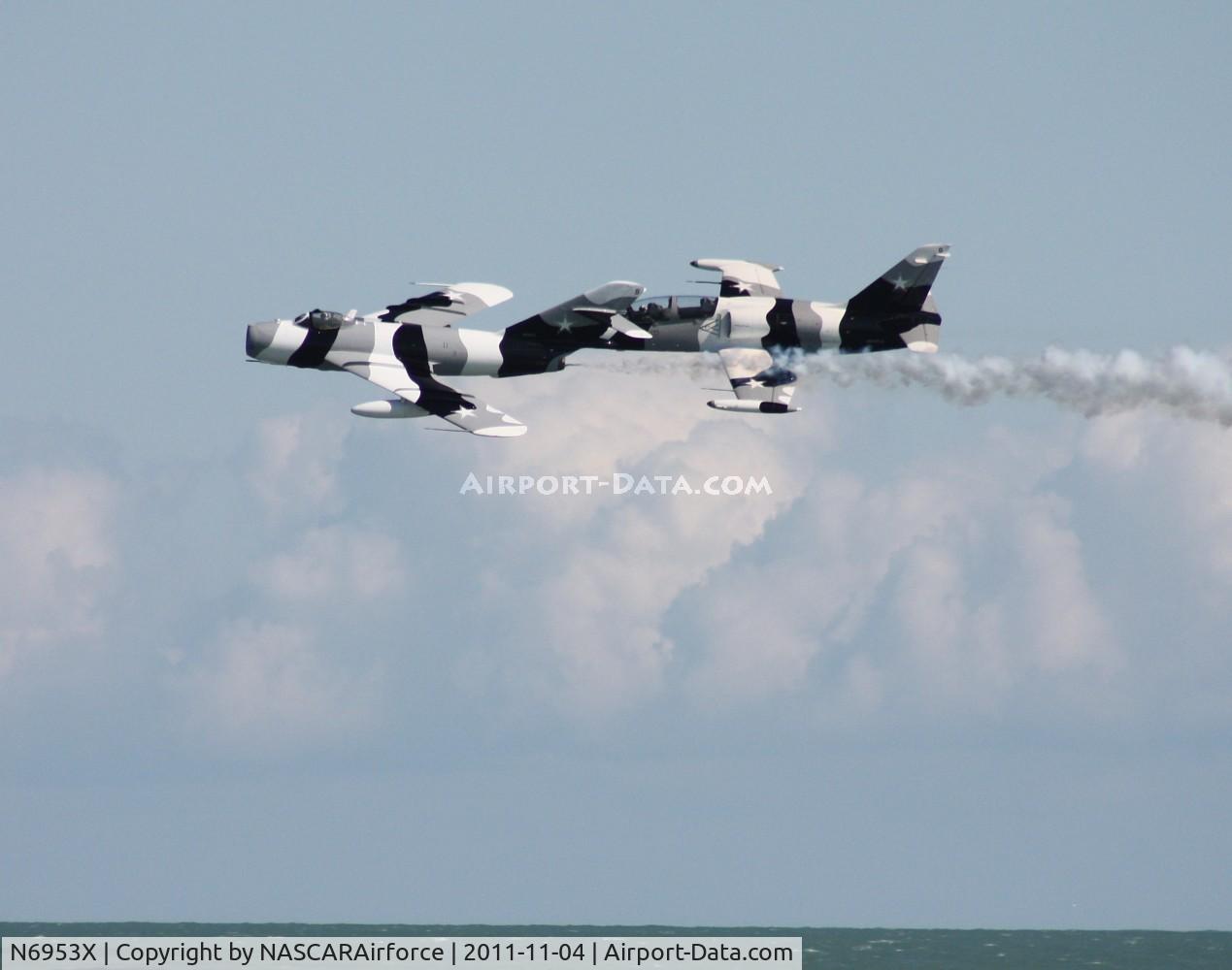 N6953X, PZL-Mielec Lim-6 (MiG-17) C/N 1J0511, Heavy Metal Jet Team at Cocoa Airshow