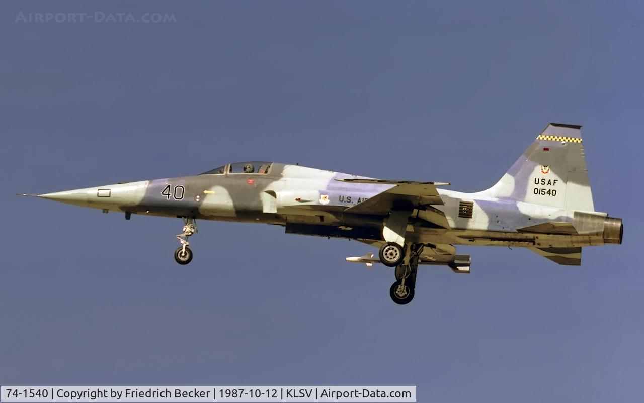 74-1540, 1974 Northrop F-5E Tiger II C/N R.1198, on final