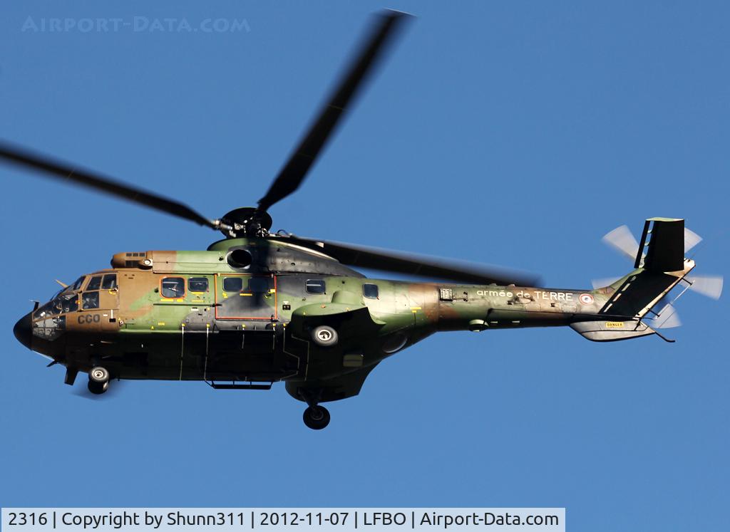 2316, Aérospatiale AS-532UL Cougar C/N 2316, Passing over rwy 32R for an exercice...