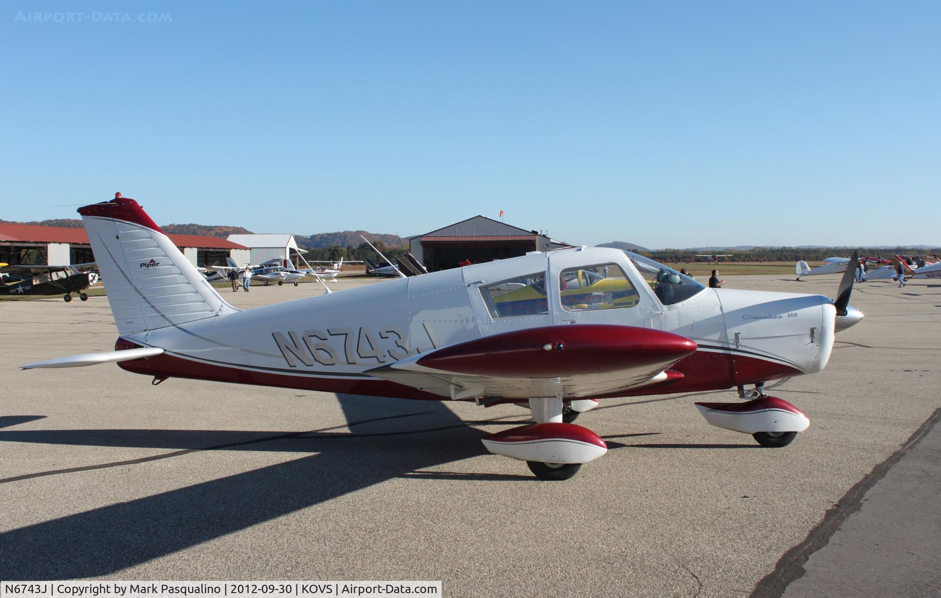 N6743J, 1968 Piper PA-28-140 C/N 28-24459, Piper PA-28-140