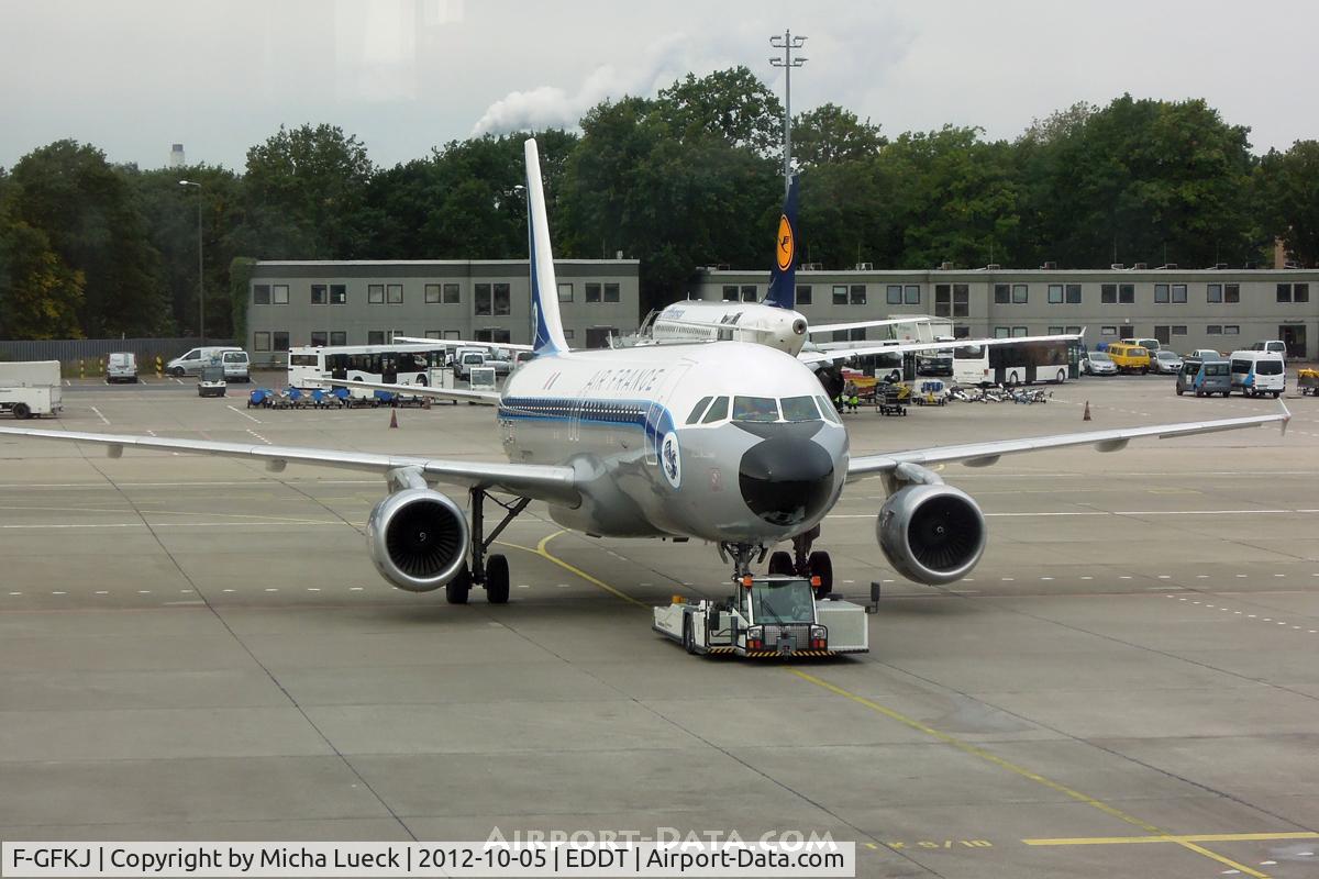 F-GFKJ, 1989 Airbus A320-211 C/N 0063, At Tegel