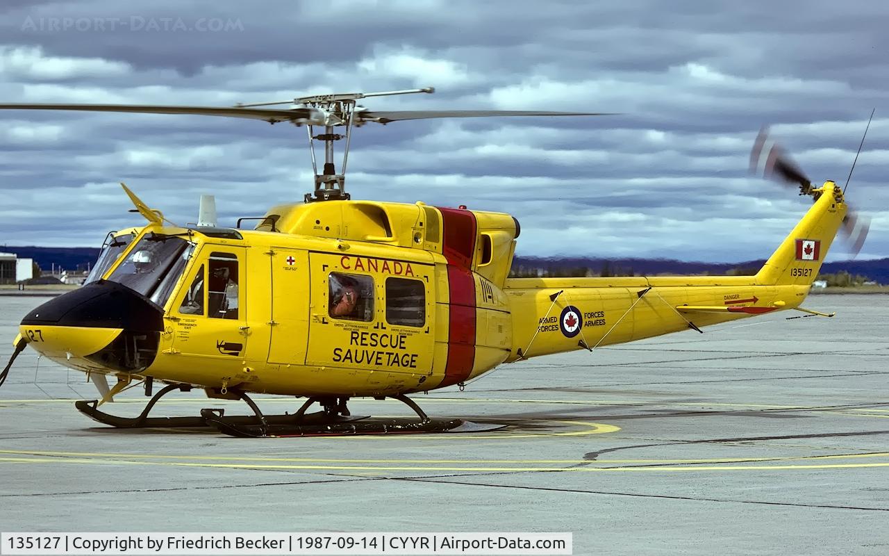 135127, 1970 Bell CH-135 Twin Huey C/N 32027, ready for departure