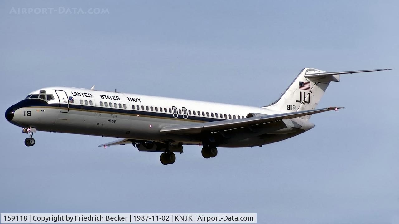 159118, 1973 McDonnell Douglas C-9B Skytrain II C/N 47585, on final at NAF El Centro