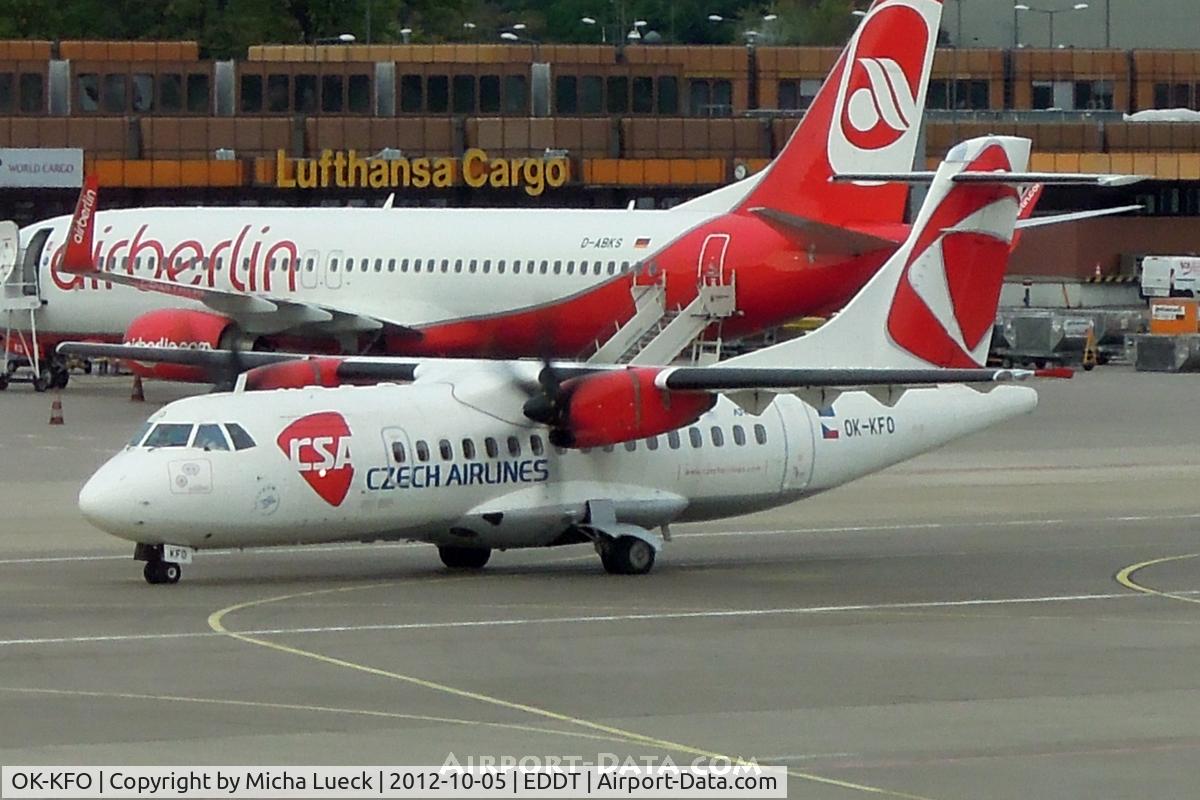 OK-KFO, 2005 ATR 42-500 C/N 633, At Tegel
