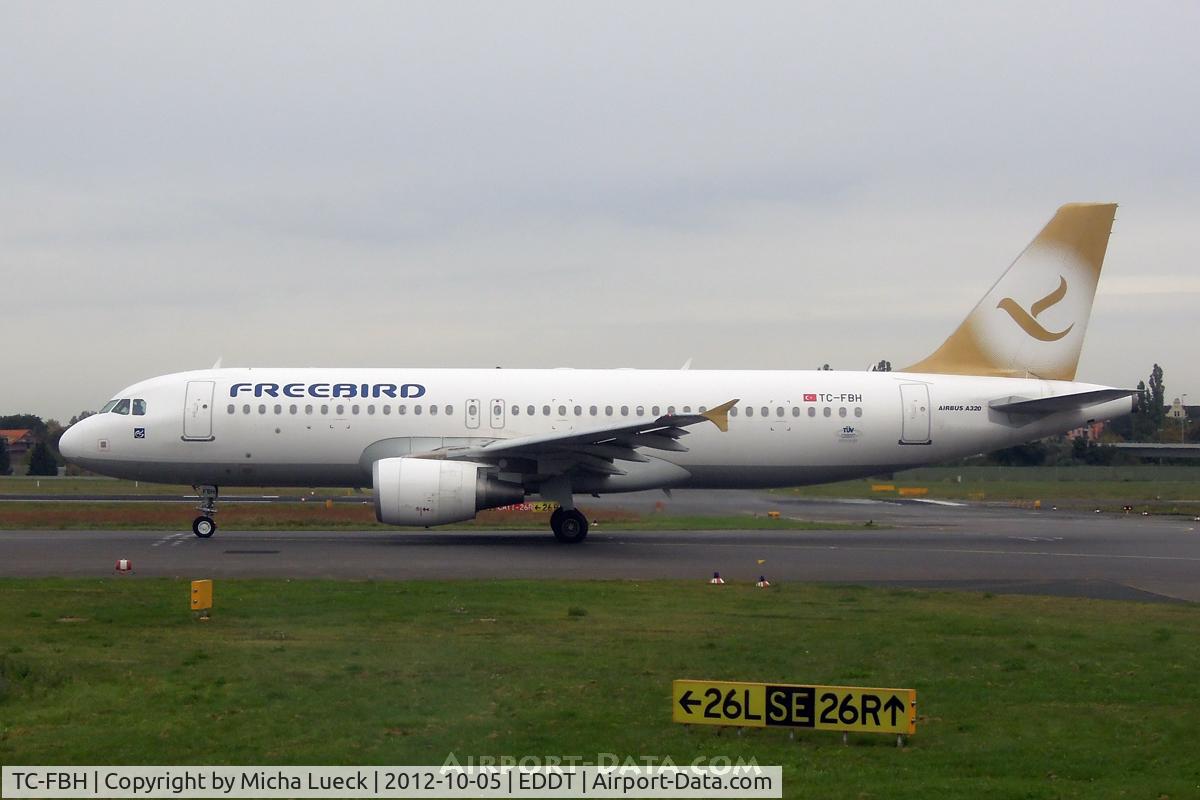 TC-FBH, 2010 Airbus A320-214 C/N 4207, At Tegel