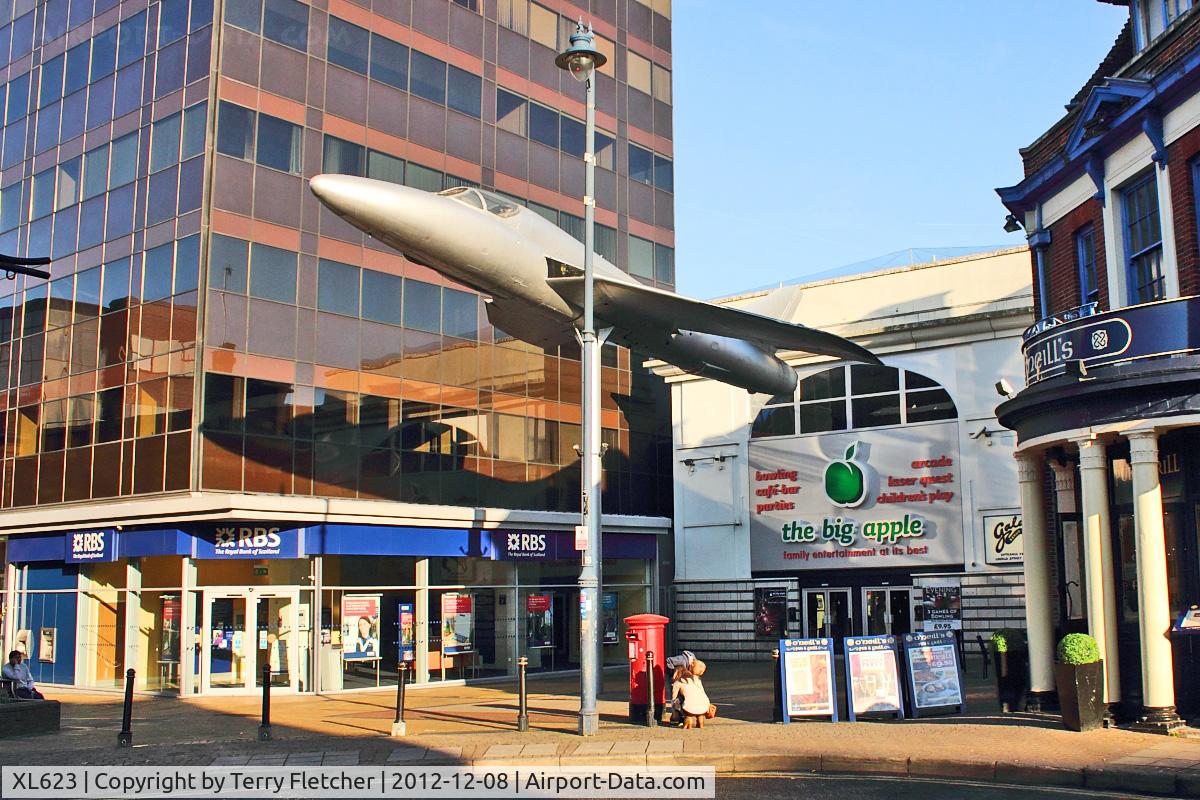XL623, 1958 Hawker Hunter T.7 C/N 41H-695357, 1958 Hawker Hunter T.7, c/n: 41H-695357 in the centre of Woking