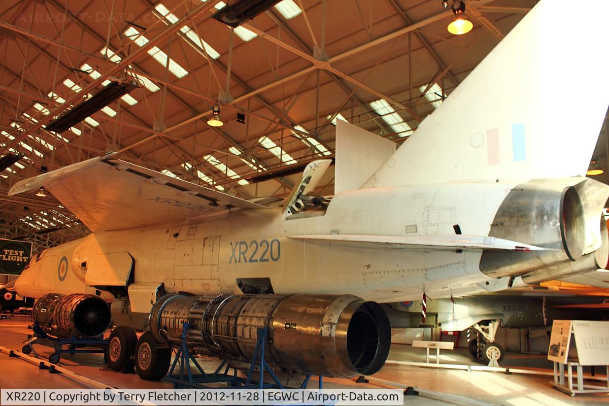 XR220, BAC TSR-2 C/N XO-2, BAC TSR-2, c/n: XO-2
