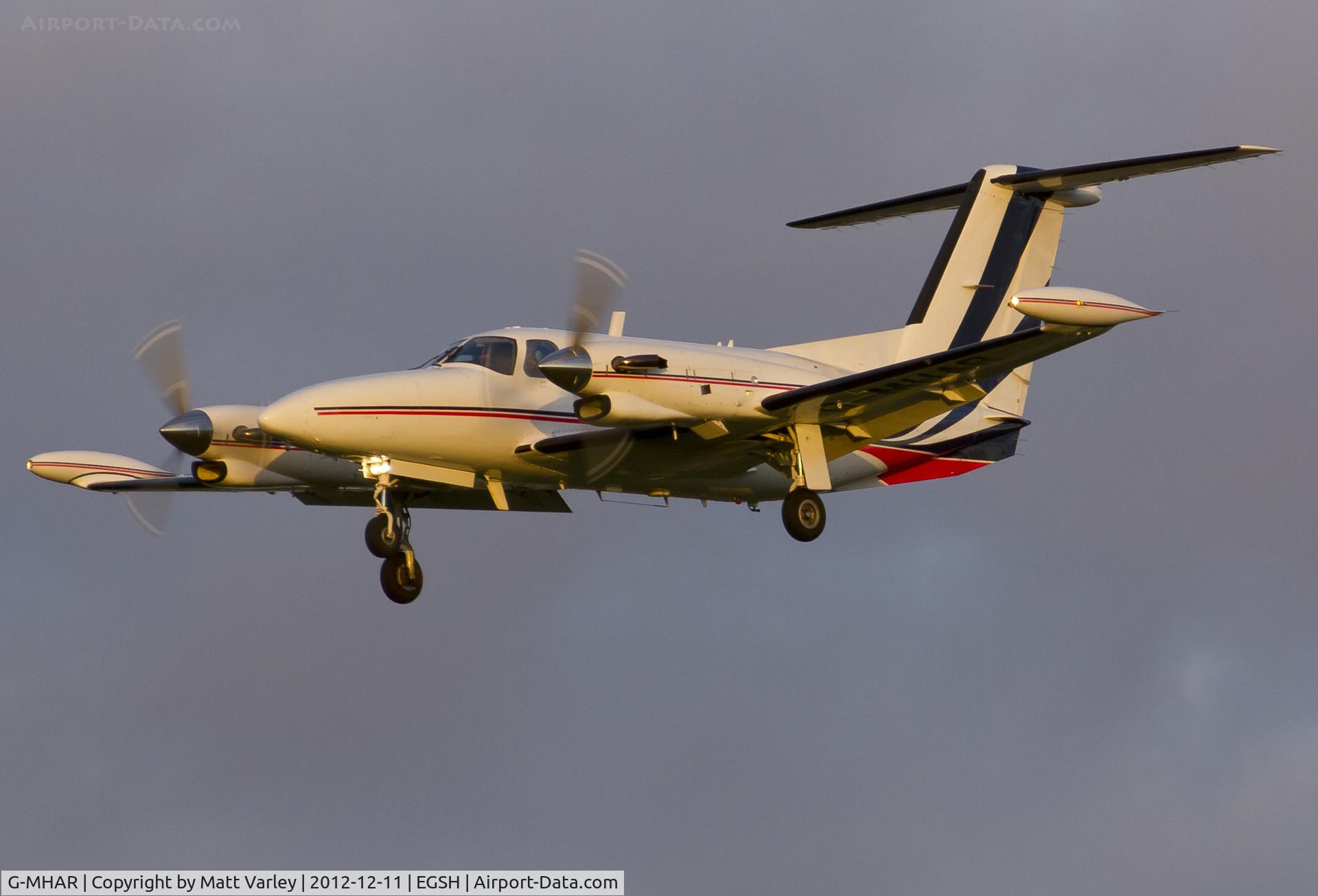 G-MHAR, 1984 Piper PA-42-720 Cheyenne IIIA C/N 42-5501020, Arriving at EGSH in the last light of day.