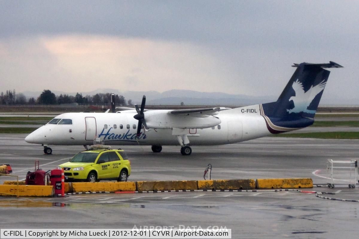 C-FIDL, 1991 De Havilland Canada DHC-8-311A Dash 8 C/N 305, At Vancouver