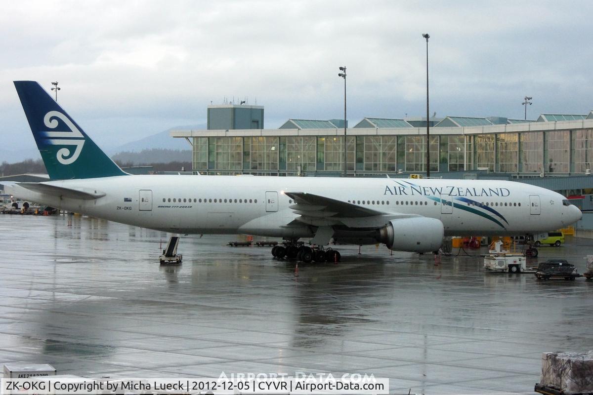 ZK-OKG, 2006 Boeing 777-219 C/N 29403, At Vancouver