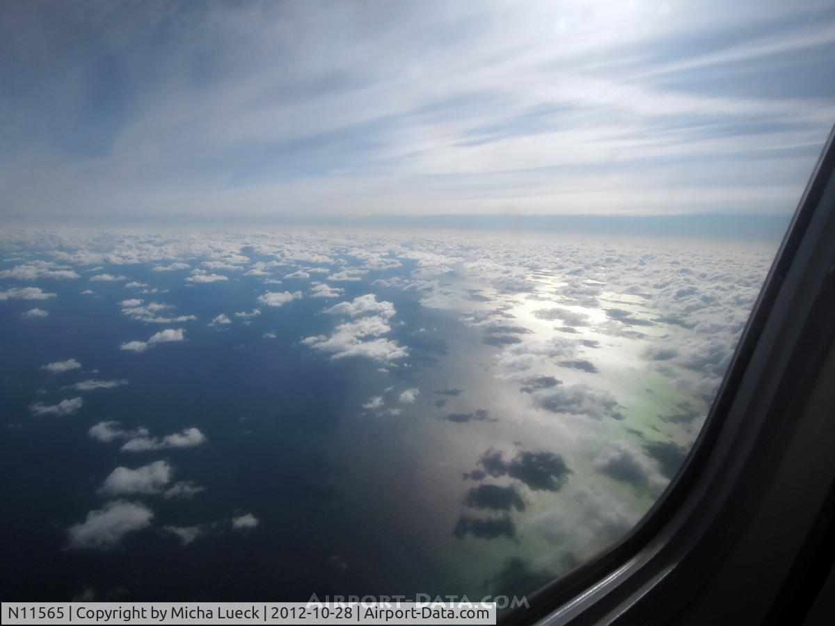 N11565, 2002 Embraer ERJ-145LR (EMB-145LR) C/N 145621, YYZ-ORD