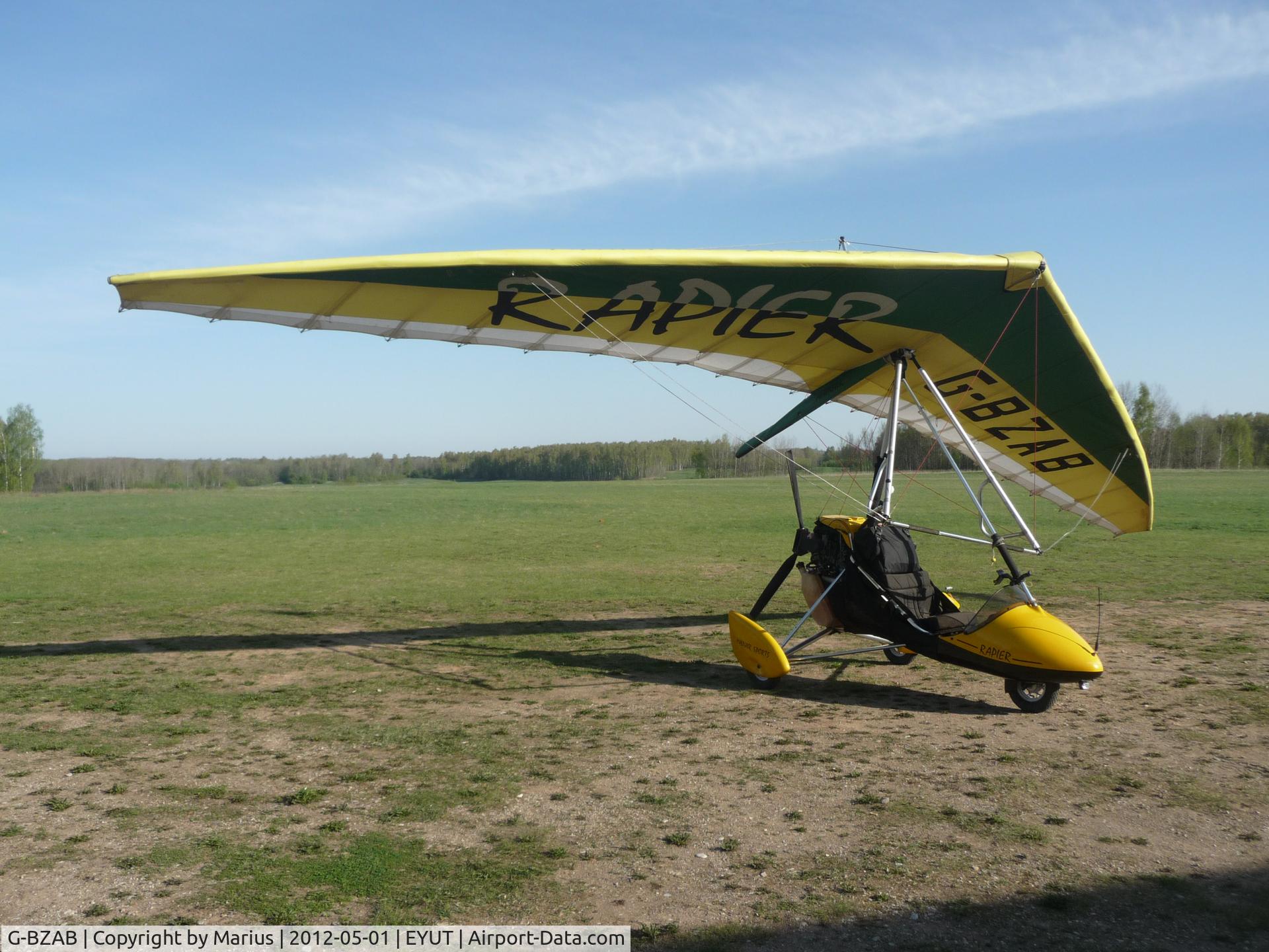G-BZAB, 1999 Mainair Rapier C/N 1228-1299-7-W1021, This Rapier is now flying in Lithuania and have a registration number LY-BZA