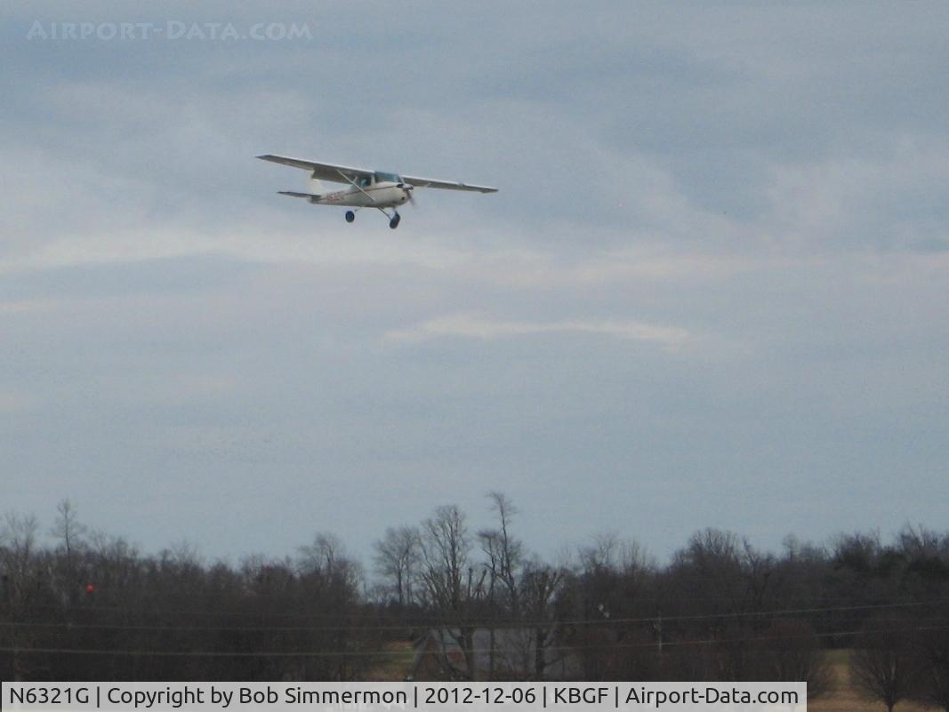 N6321G, 1970 Cessna A150K Aerobat C/N 15071821, Landing RWY 18 at Winchester, TN
