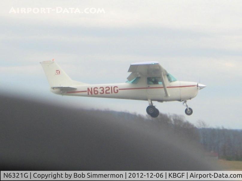 N6321G, 1970 Cessna A150K Aerobat C/N 15071821, Landing RWY 18 at Winchester, TN