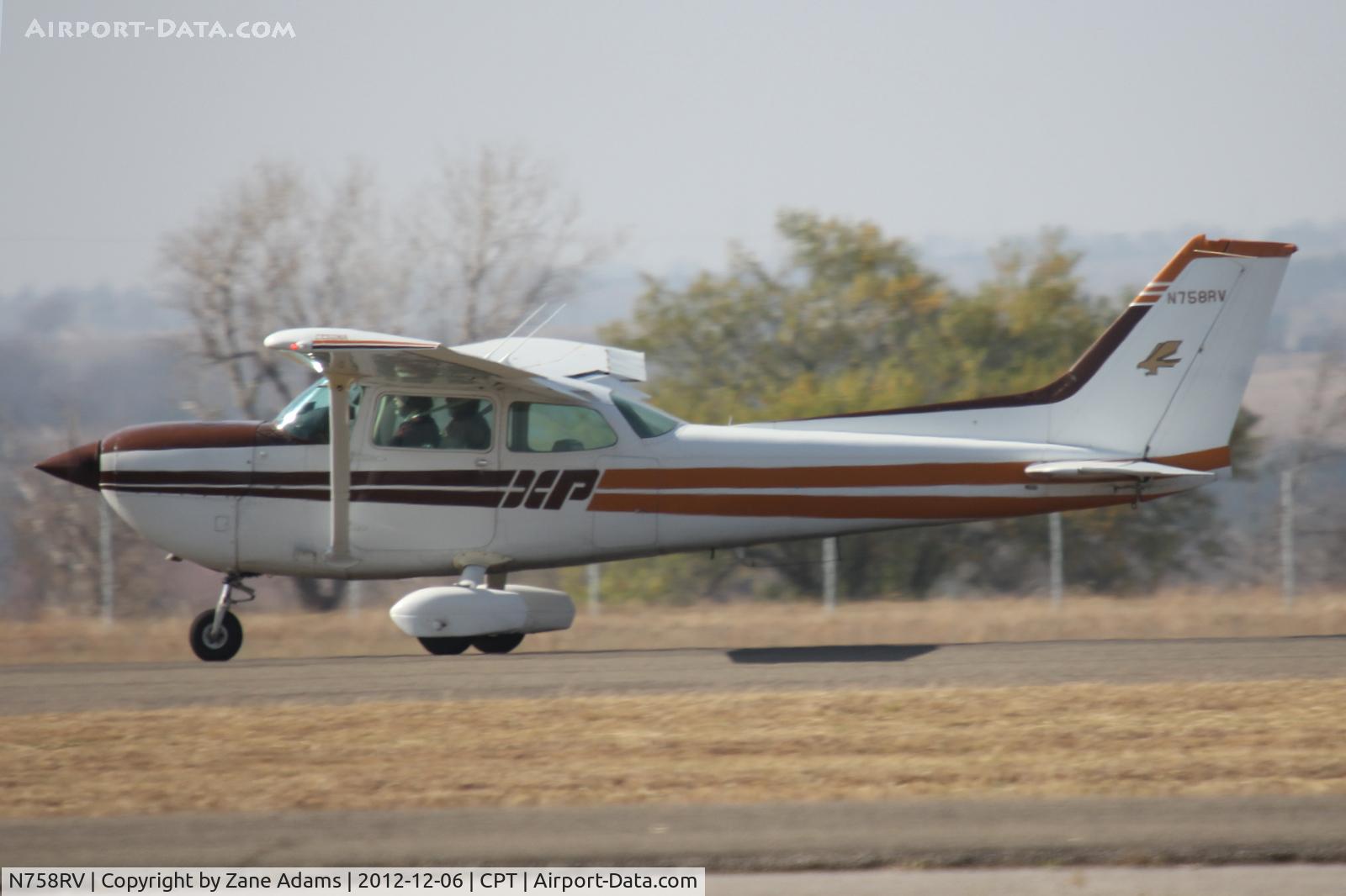 N758RV, 1979 Cessna R172K Hawk XP C/N R1723308, Landing at the Cleburne Municipal Airport