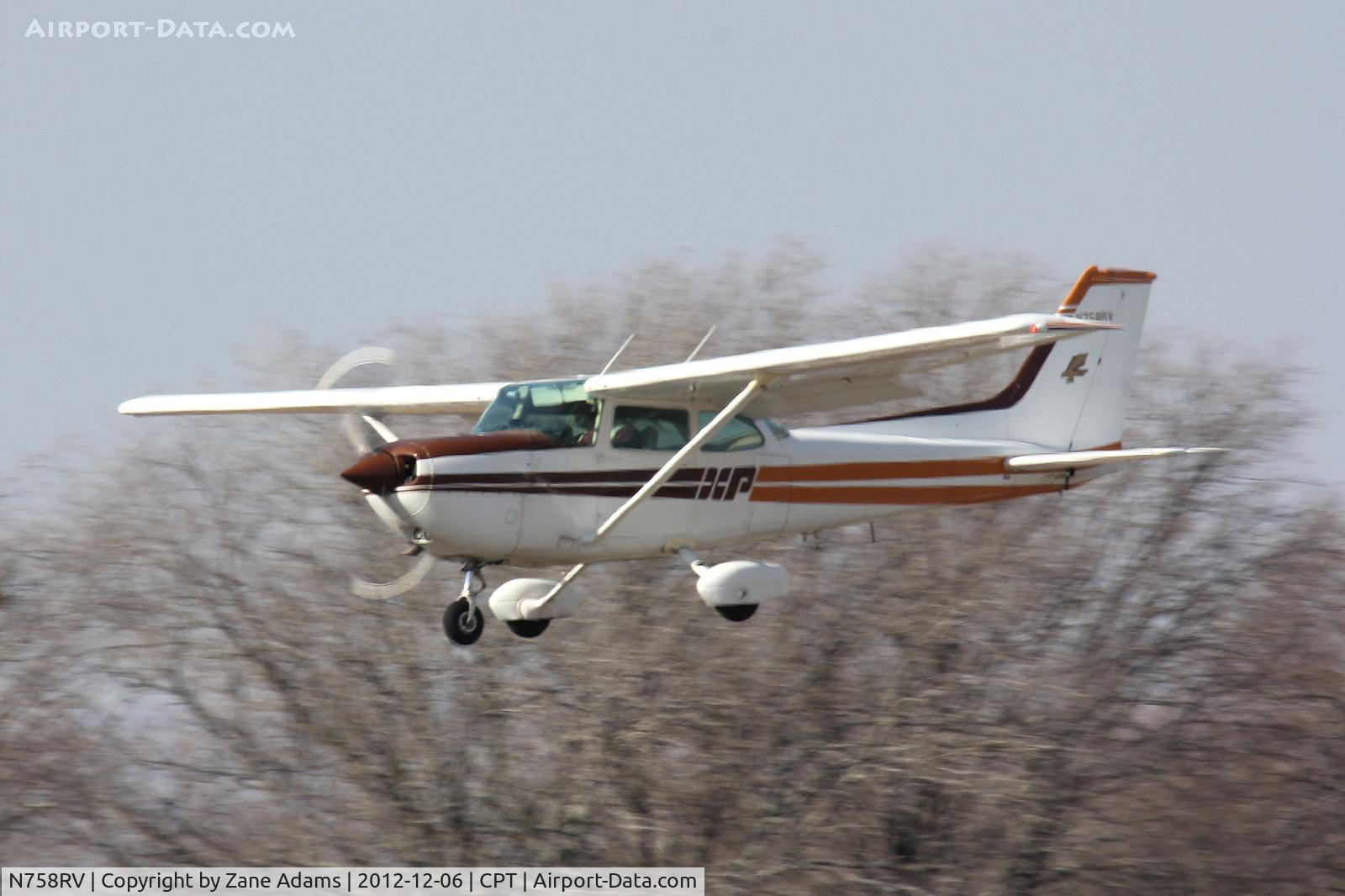 N758RV, 1979 Cessna R172K Hawk XP C/N R1723308, Landing at the Cleburne Municipal Airport