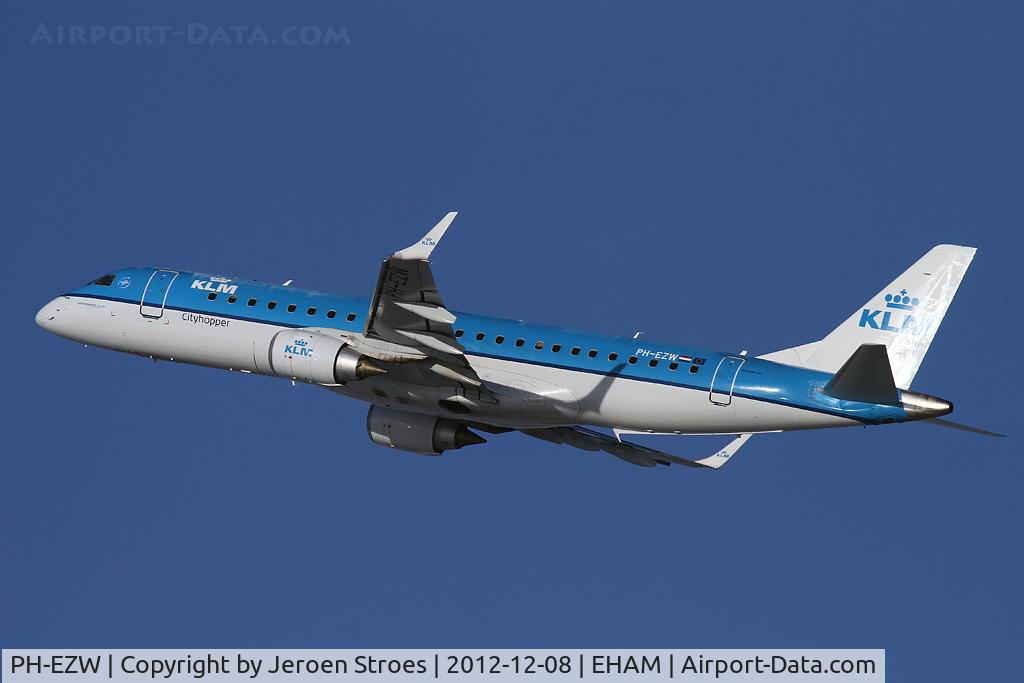 PH-EZW, 2012 Embraer 190LR (ERJ-190-100LR) C/N 19000533, winter in Holland