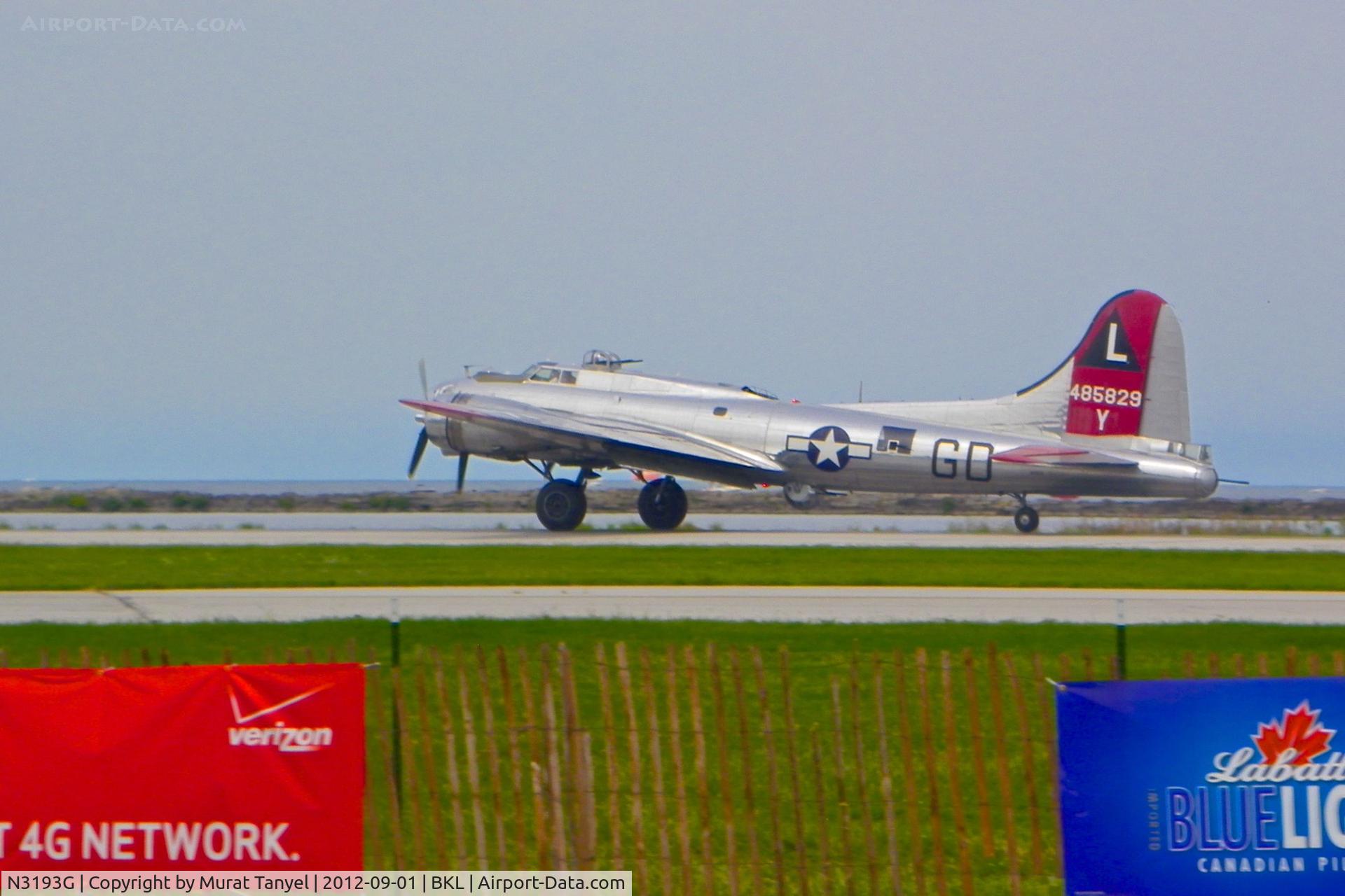 N3193G, 1944 Boeing B-17G Flying Fortress C/N 77255, Landing after its fly-overs at the 2012 Cleveland National Air Show