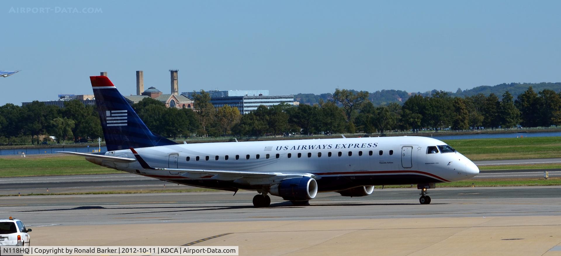 N118HQ, 2007 Embraer 175LR (ERJ-170-200LR) C/N 17000189, Taxi DCA