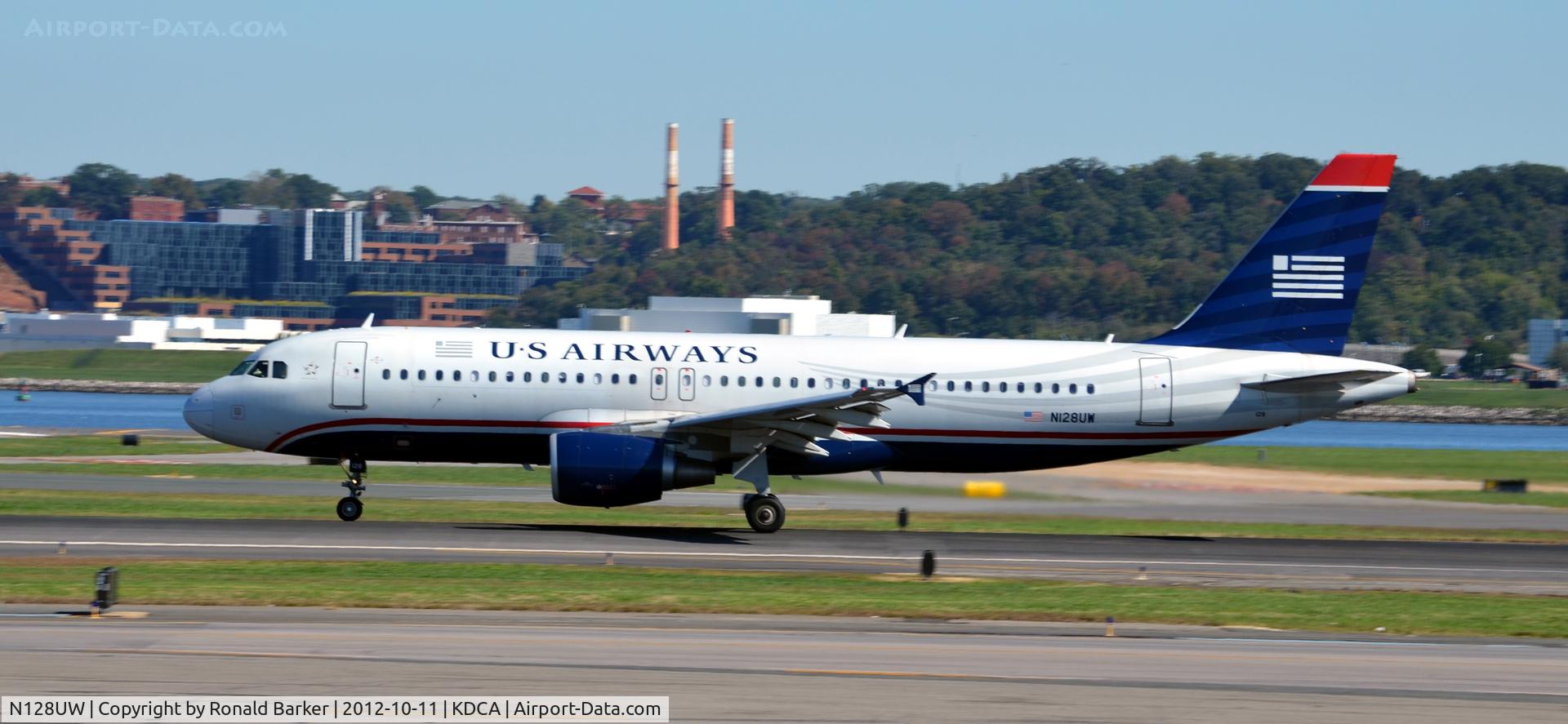 N128UW, 2010 Airbus A320-214 C/N 4242, Takeoff DCA