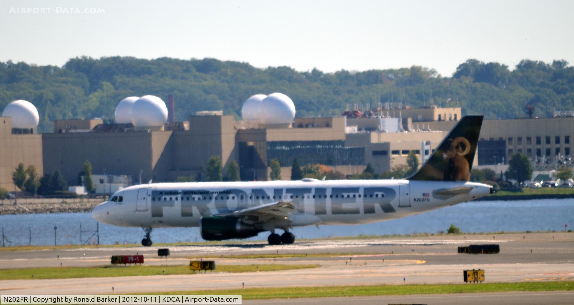 N202FR, 2008 Airbus A320-214 C/N 3431, Taxi DCA