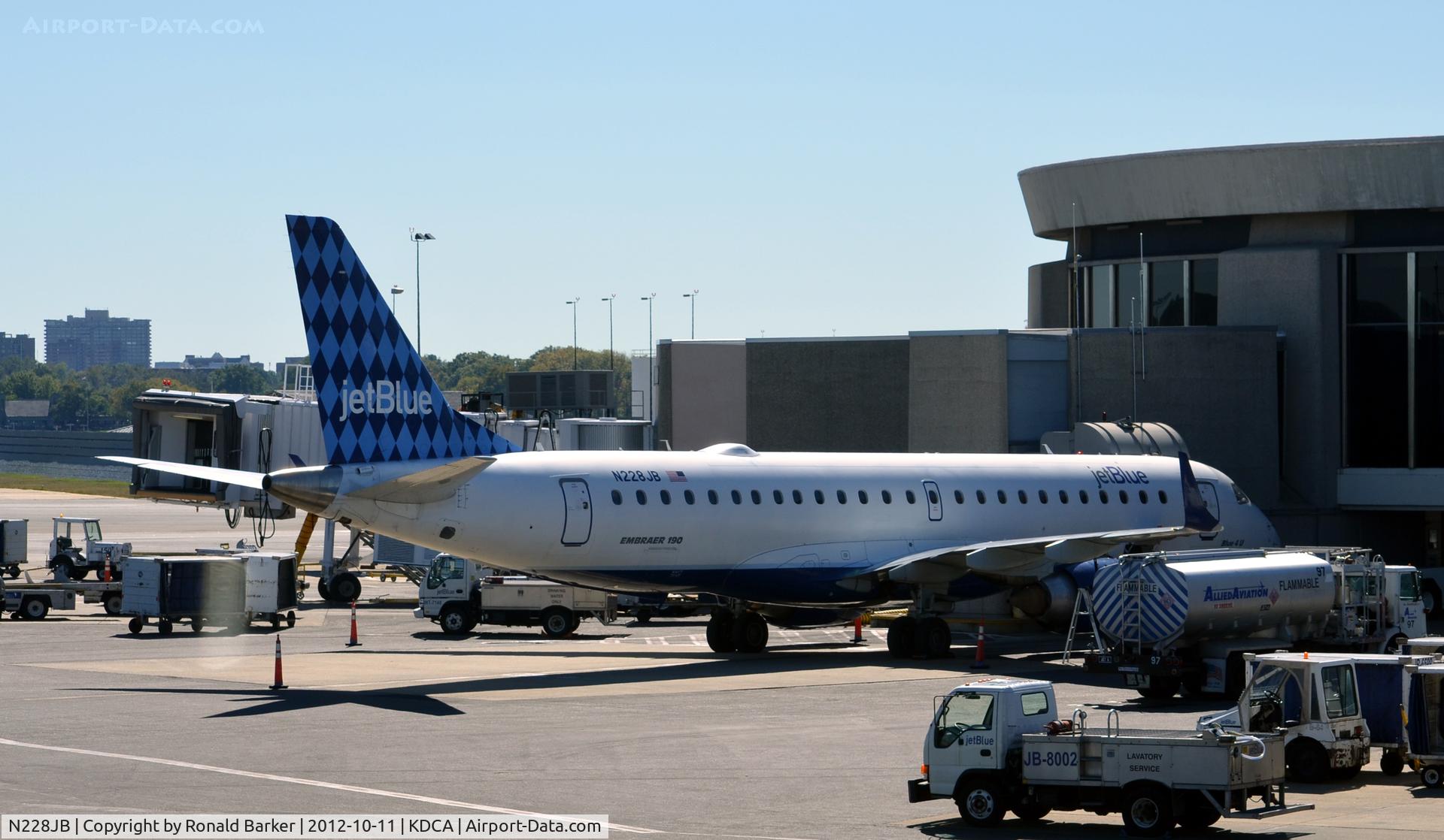 N228JB, 2006 Embraer 190AR (ERJ-190-100IGW) C/N 19000030, DCA VA
