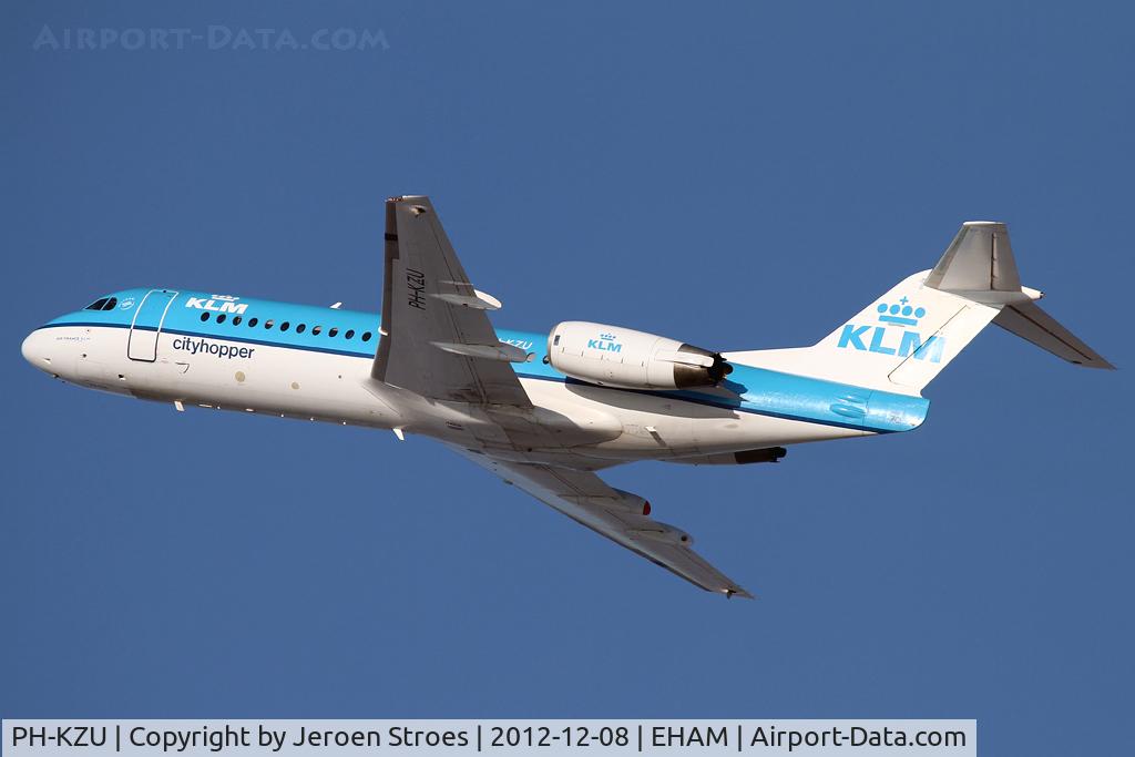 PH-KZU, 1995 Fokker 70 (F-28-0070) C/N 11543, winterlight