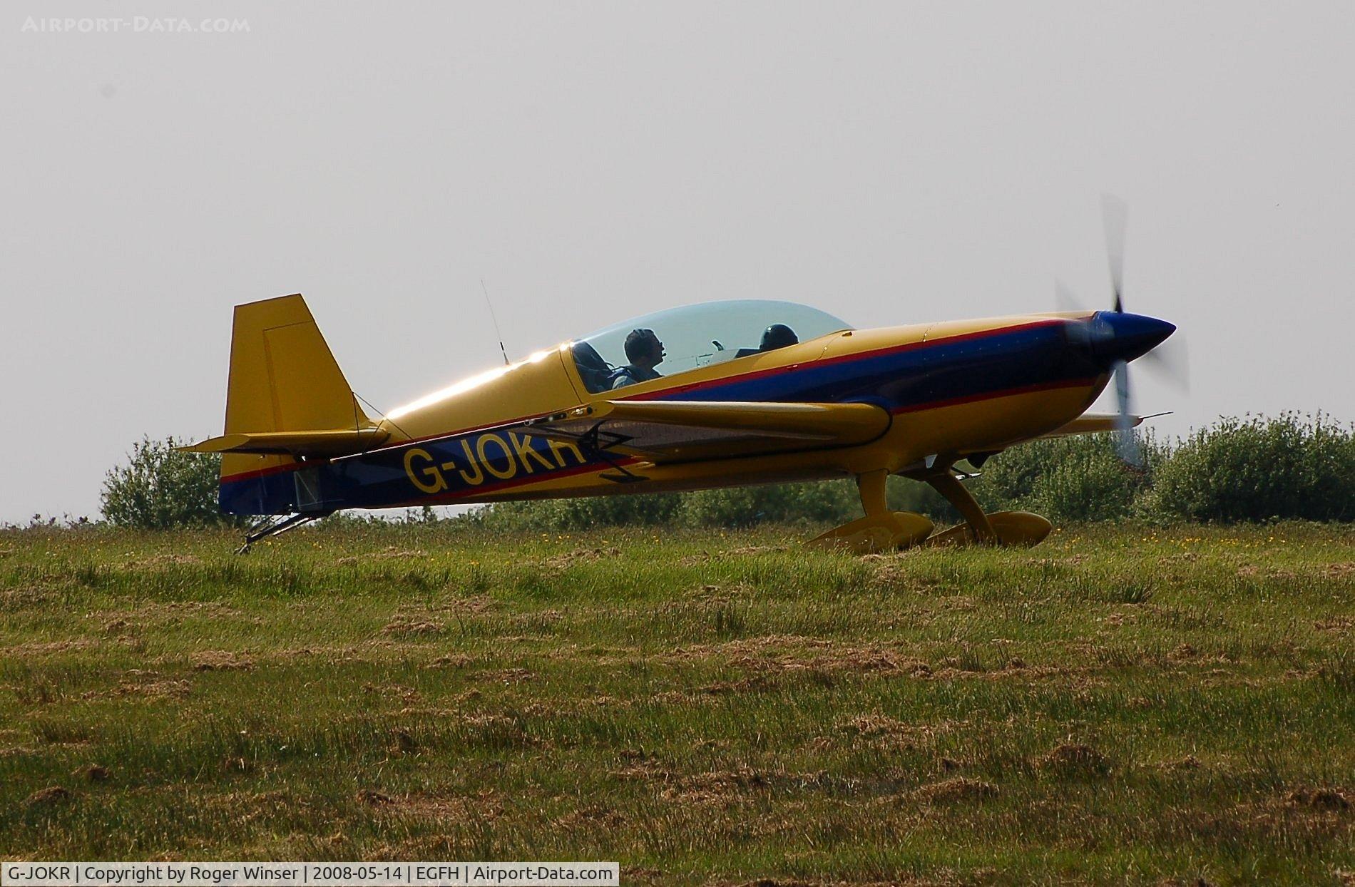 G-JOKR, 2008 Extra EA-300L C/N 1278, Visiting EA300.