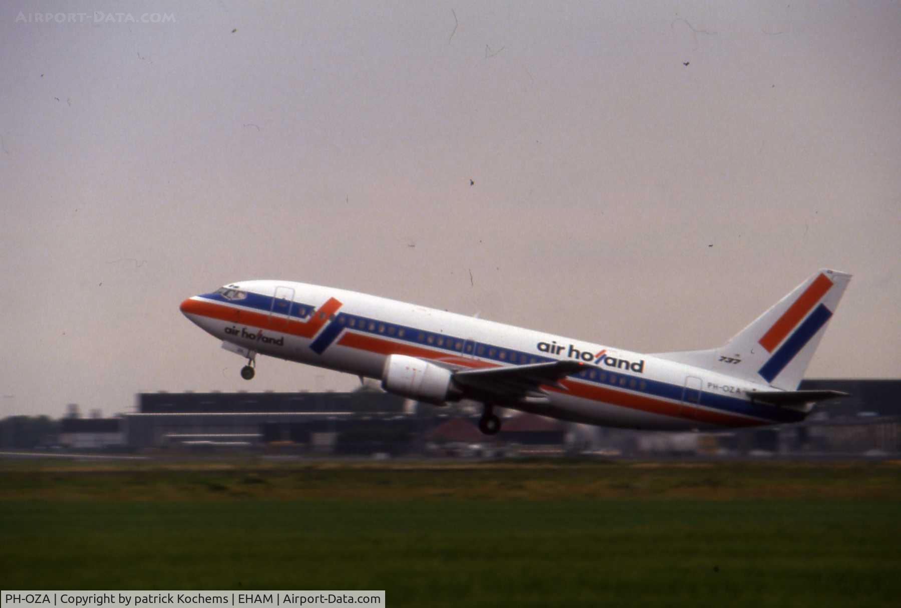 PH-OZA, 1987 Boeing 737-3L9 C/N 23718, Take off Air Holland from Amsterdam Schiphol-Airport