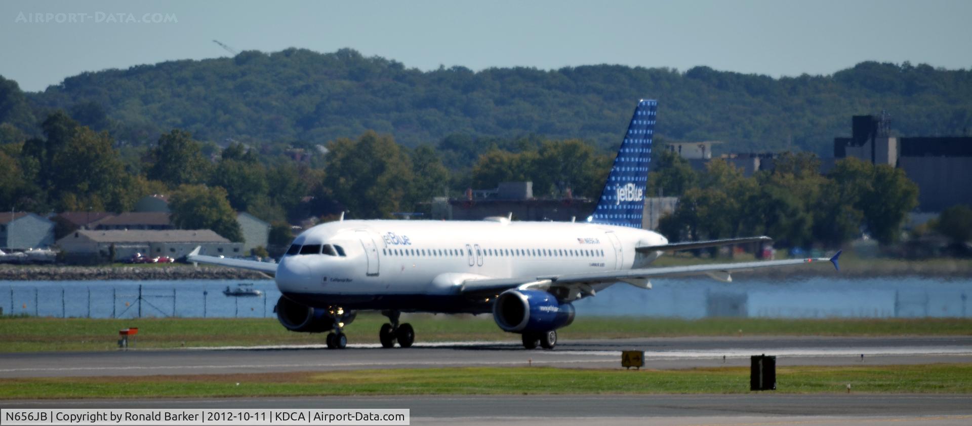 N656JB, 2007 Airbus A320-232 C/N 3091, Takeoff DCA