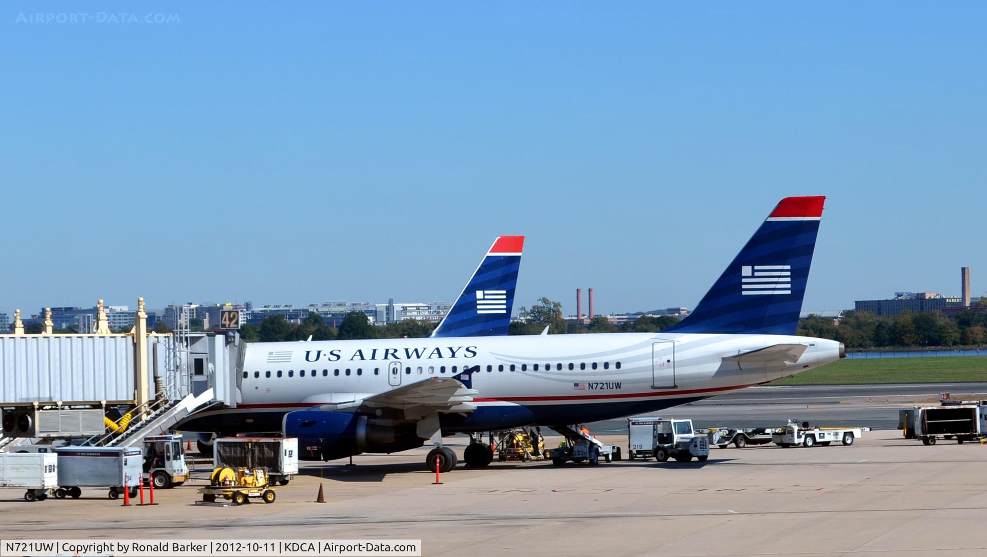N721UW, 1999 Airbus A319-112 C/N 1095, DCA VA