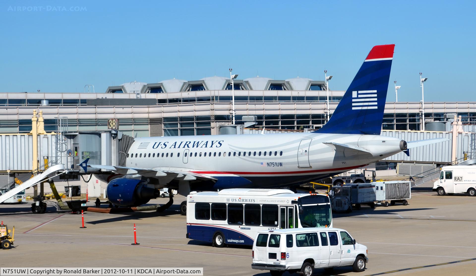 N751UW, 2000 Airbus A319-112 C/N 1317, DCA VA