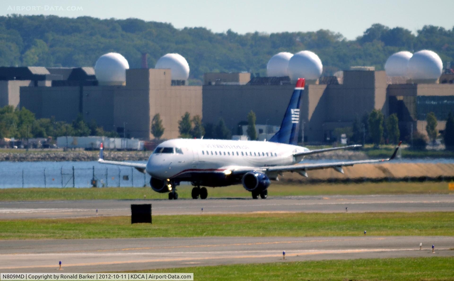 N809MD, 2004 Embraer 170SU (ERJ-170-100SU) C/N 17000022, Takeoff DCA