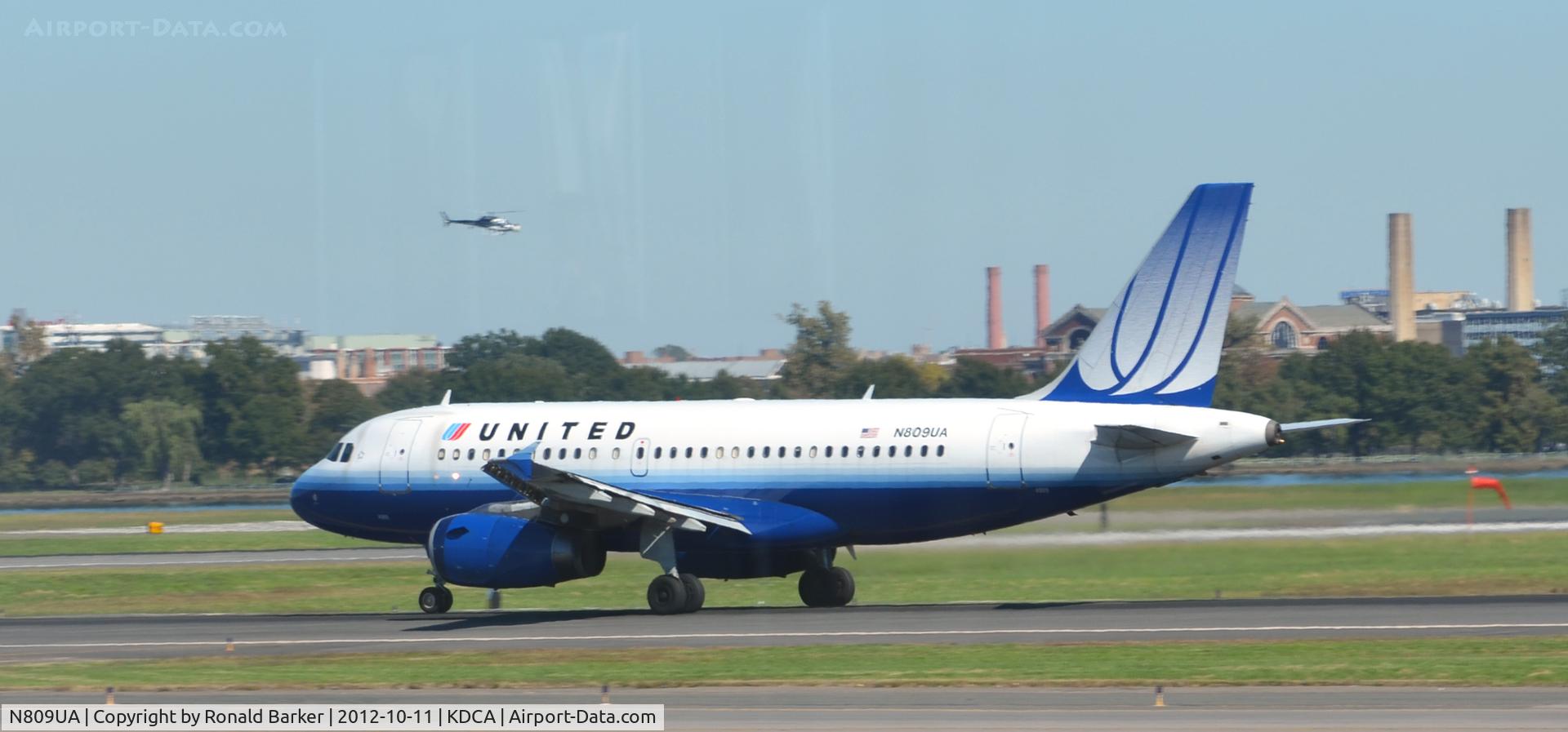 N809UA, 1998 Airbus A319-131 C/N 825, Takeoff DCA