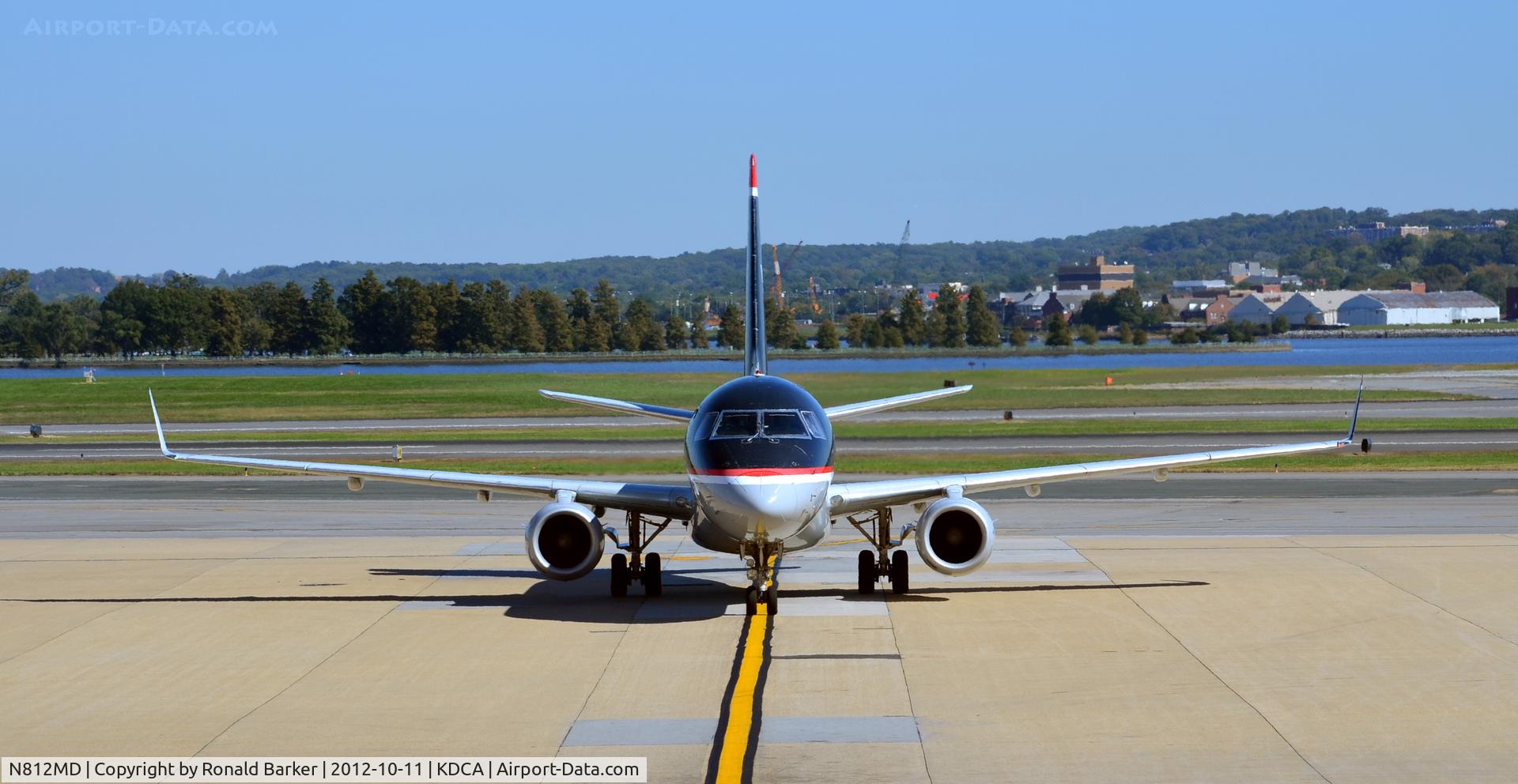 N812MD, 2004 Embraer 170SU (ERJ-170-100SU) C/N 17000030, Taxi DCA