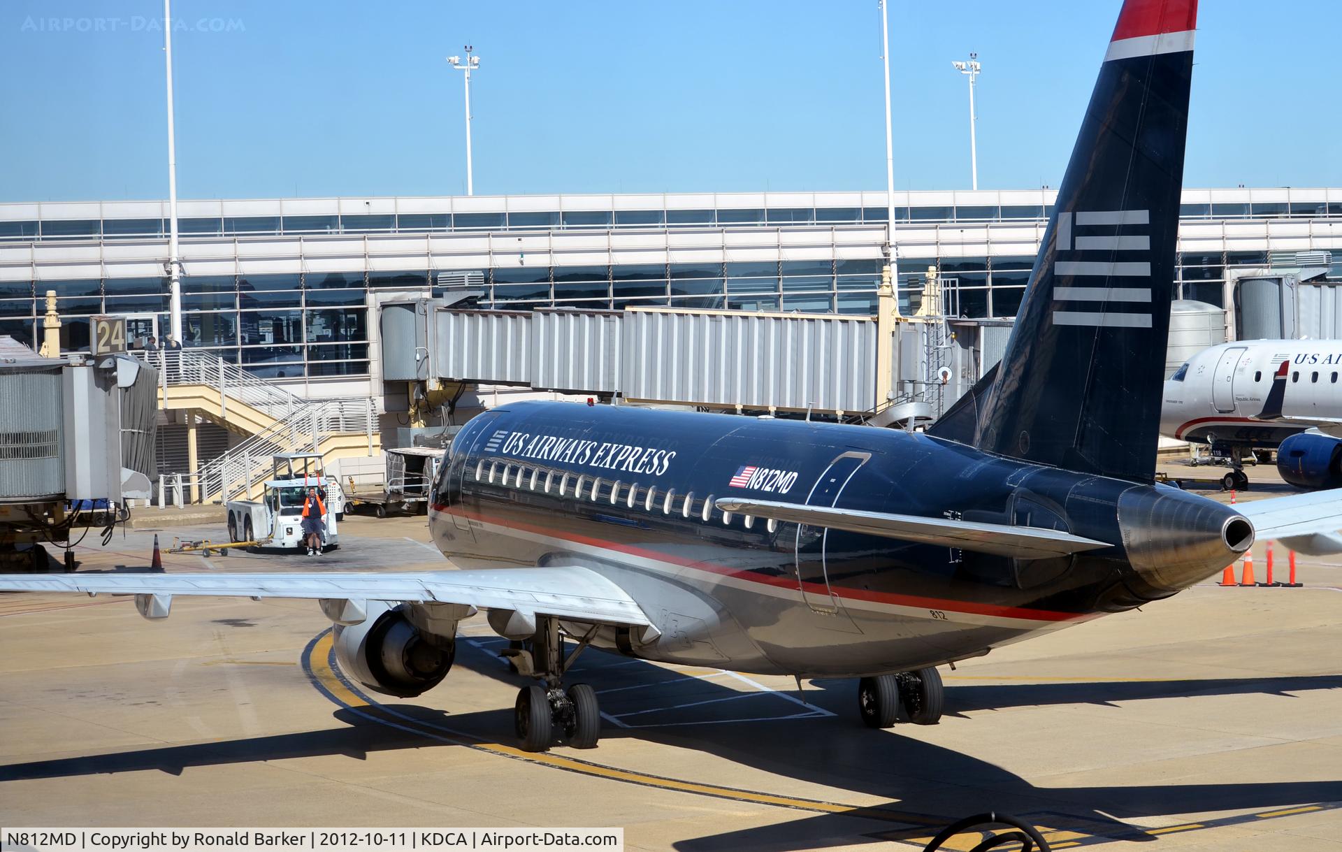 N812MD, 2004 Embraer 170SU (ERJ-170-100SU) C/N 17000030, Taxi DCA