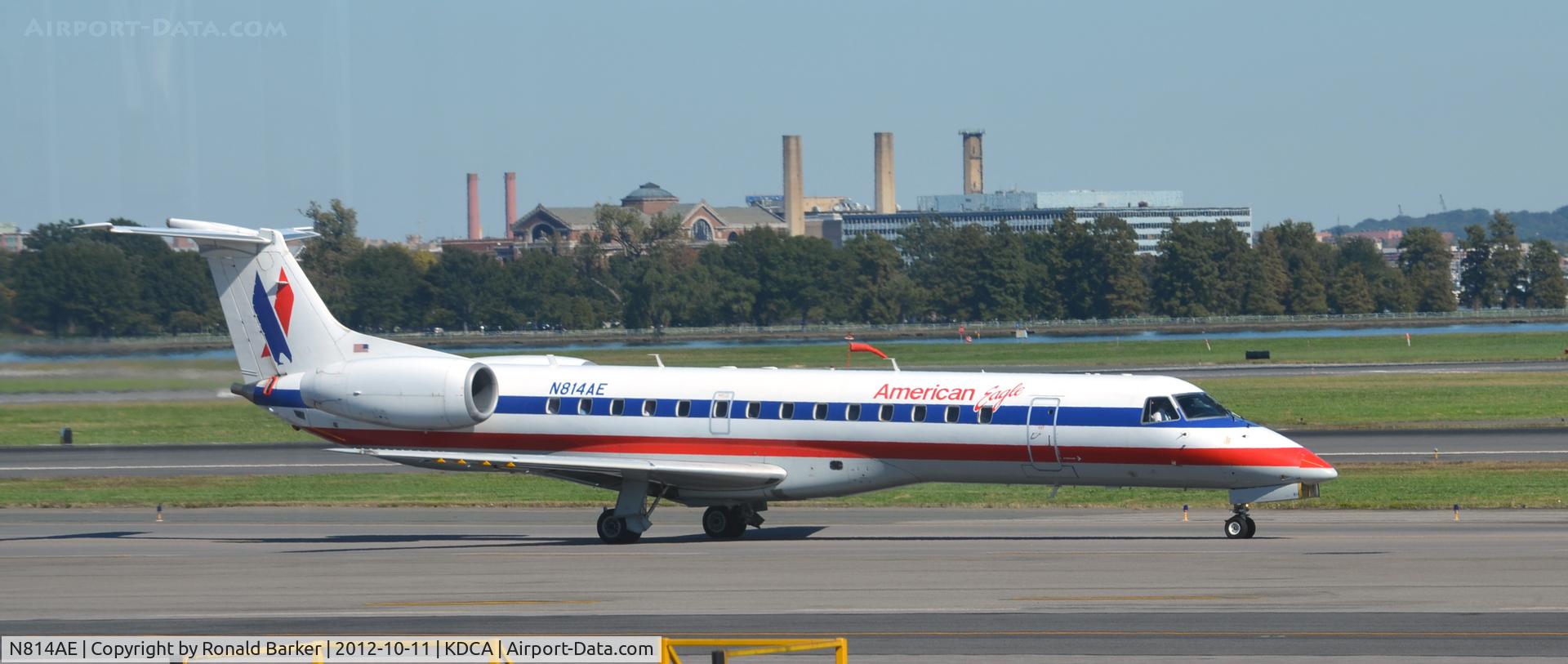 N814AE, 2001 Embraer ERJ-140LR (EMB-135KL) C/N 145541, Taxi DCA