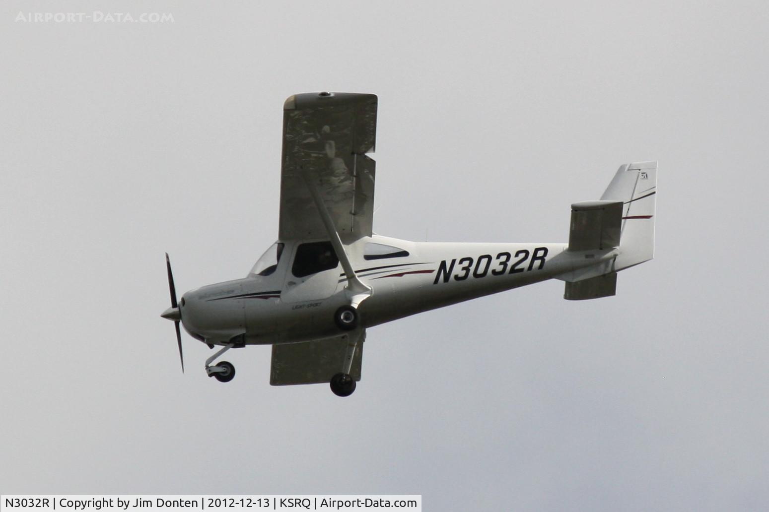 N3032R, Cessna 162 Skycatcher C/N 16200105, Cessna Skycatcher (N3032R) arrives at Sarasota-Bradenton International Airport