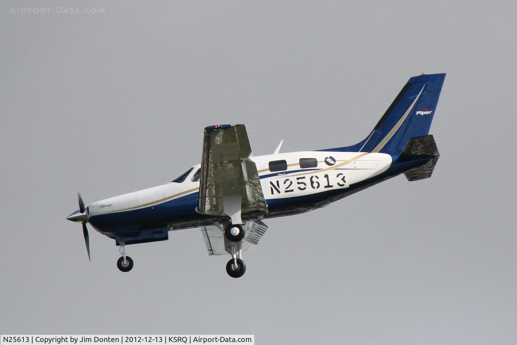N25613, 2012 Piper PA-46-350P Malibu Mirage C/N 46-36570, Piper Malibu Mirage (N25613) on approach to Sarasota-Bradenton International Airport following a flight from Vero Beach Municipal Airport