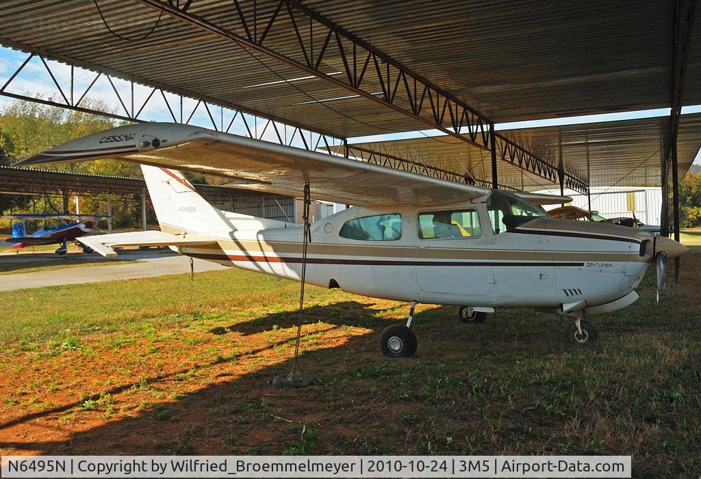 N6495N, 1978 Cessna 210N Centurion C/N 21063069, Seen on my spotter tour 2010.