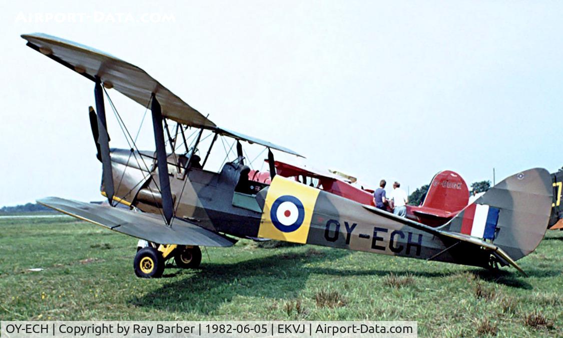 OY-ECH, De Havilland DH-82A Tiger Moth II C/N 85234, De Havilland DH.82A Tiger Moth [85234] Stauning~OY 05/06/1982. Image taken from a slide.