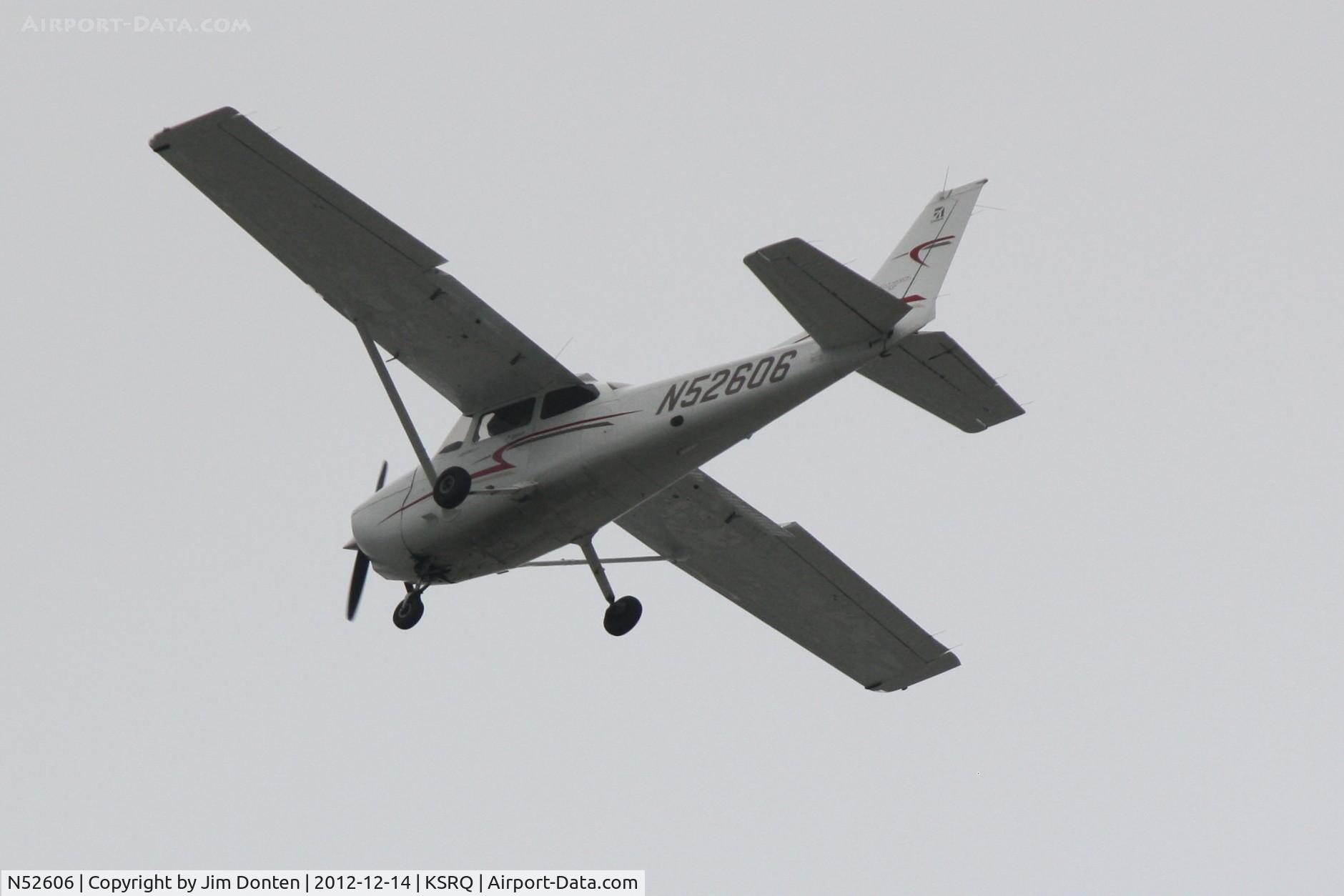 N52606, Cessna 172S C/N 172S10995, Cessna Skyhawk (N52606) arrives at Sarasota-Bradenton International Airport