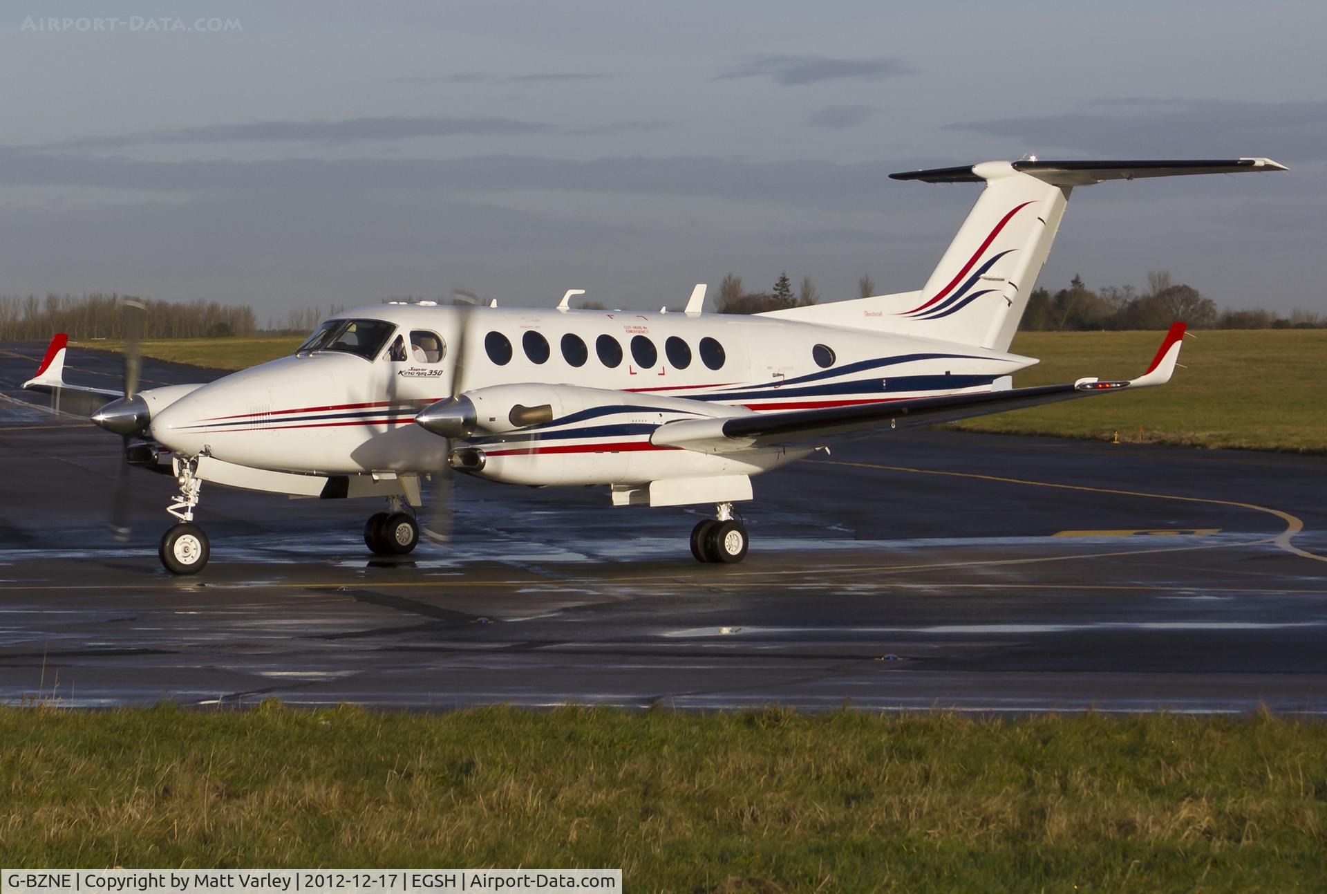 G-BZNE, 2000 Raytheon King Air 350 (B300) C/N FL-286, Arriving at SaxonAir.