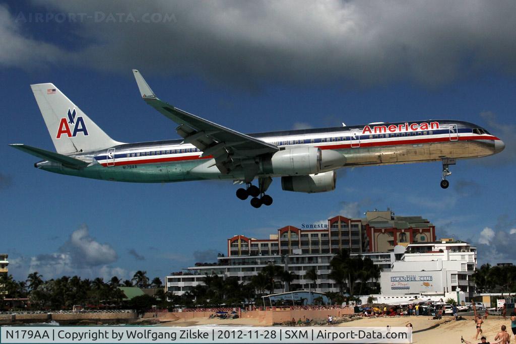 N179AA, 2002 Boeing 757-223 C/N 32397, visitor