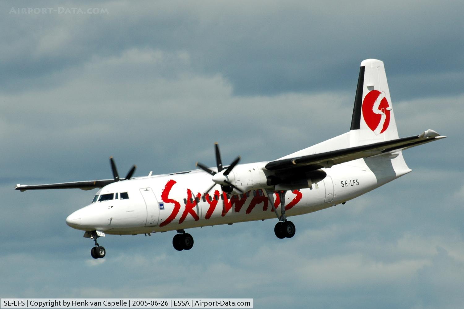 SE-LFS, 1991 Fokker 50 C/N 20216, Skyways Fokker 50 approaching Stockholm Arlanda airport, Sweden.