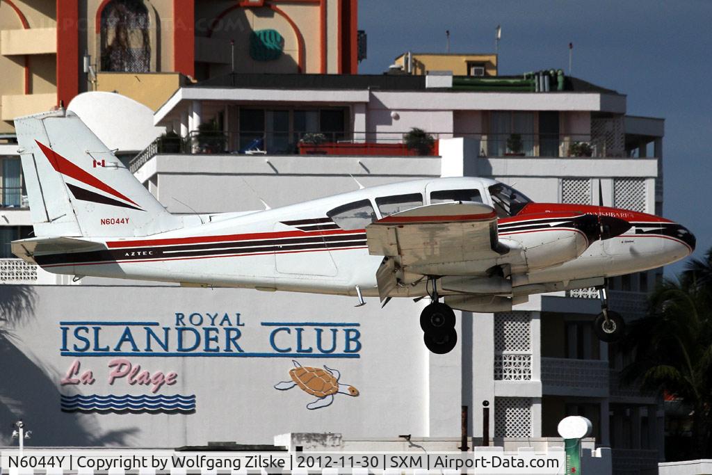 N6044Y, 1966 Piper PA-23-250 Aztec C/N 27-3230, visitor